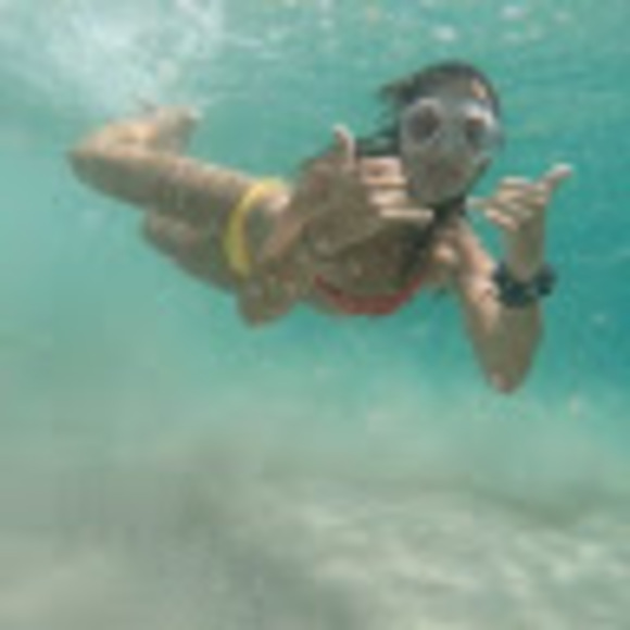 Meet your Posher, B - Picture 1 of 1